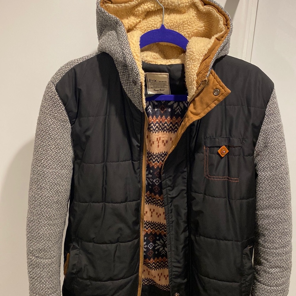 Warm Long Sleeve Fashionable Hooded Zip Up Jacket - image 1